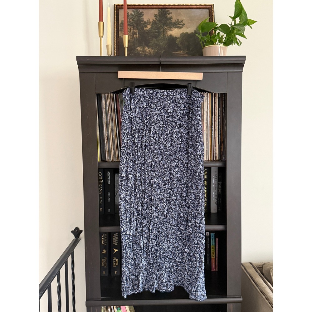Cherokee Floral Crinkle Midi Skirt Size M Navy Blue Rayon Elastic Waist Boho